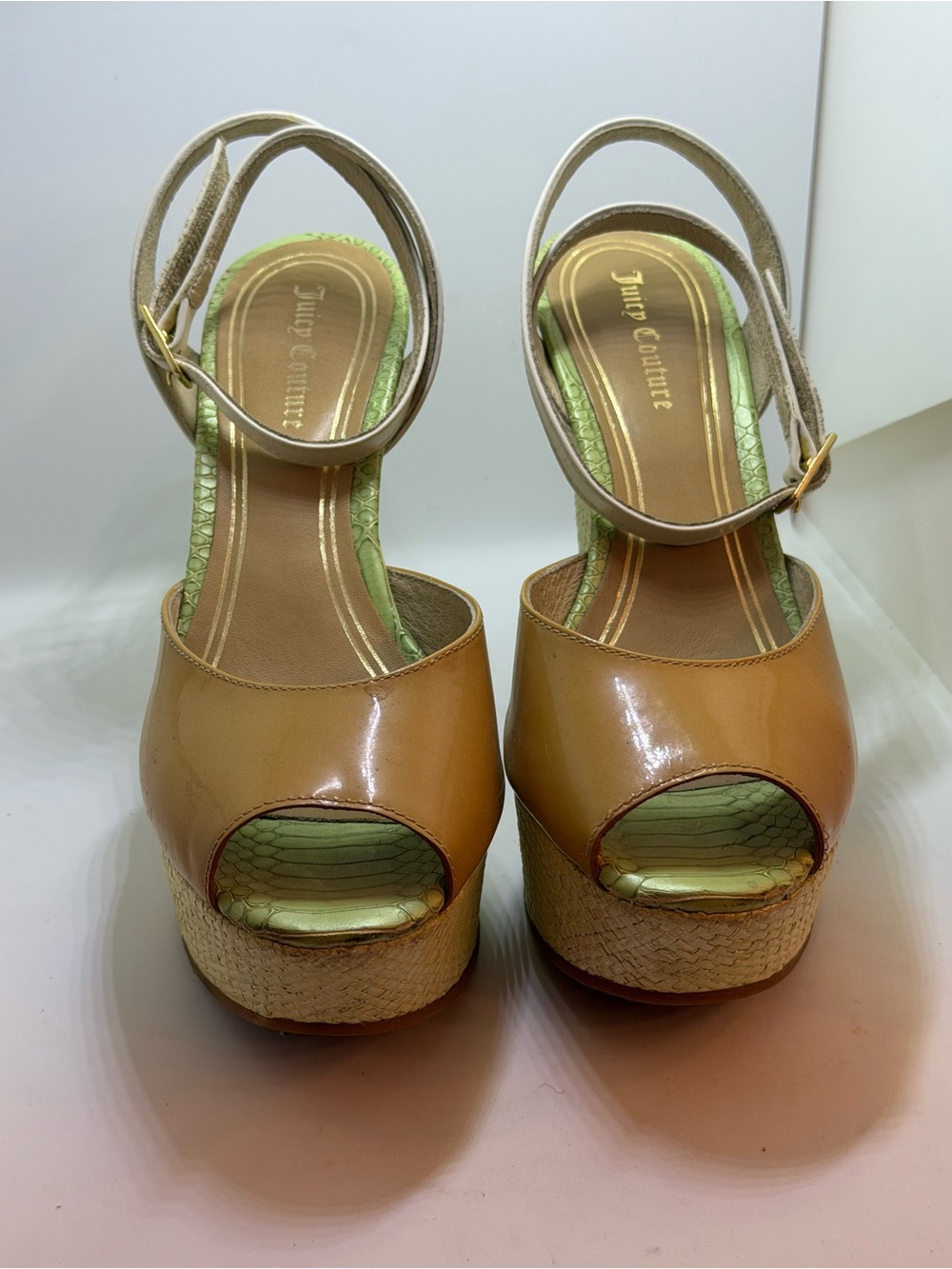 Juicy Couture Tan Patent Peep-Toe Platform Sandals with Green Insole - Picture 1 of 8